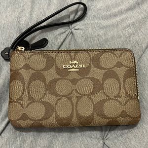 NWT Coach Wristlet
